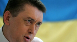 Мельниченко отказался от принудительного возвращения в Украину