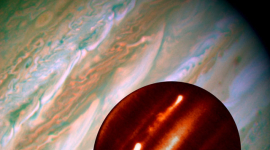 Ио — уникальный спутник Юпитера, на котором извергаются вулканы