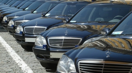 Распродажа 50% правительственных автомобилей отложена до июня