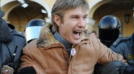 После националистической акции в Петербурге задержали 90 человек