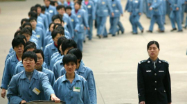 Китайский премьер намерен расформировать трудовые лагеря в КНР