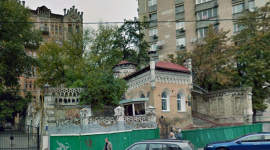 В Киеве может рухнуть старинный «замок»
