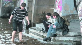 Наводнение в Киеве: затоплены парки и набережная. Фоторепортаж