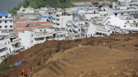 Горный обвал разрушил десятки домов в Центральном Китае. Фотообзор