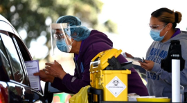 Боротьба з пандемією: Нова Зеландія вводить обов'язкову вакцинацію для працівників охорони здоров'я та освіти