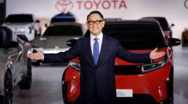 Глава Toyota: "важко" домогтися заборони на продаж автомобілів, що працюють на бензині