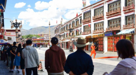 Китайские власти используют ограничения COVID-19 для усиления контроля над населением — считают жители Тибета