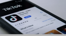 Штат Юта подает в суд на TikTok, утверждая, что он вызывает у детей зависимость