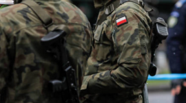 Четверть поляков готовы защищать страну в случае нападения: показал опрос