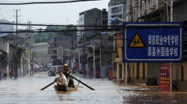 Наводнения в Китае охватили практически всю страну. Фотообзор 