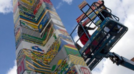 У Празі збудували найвищу башту з конструктора Лего