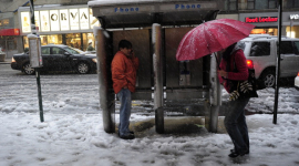Через снігову бурю 3 мільйони американців залишаються без світла