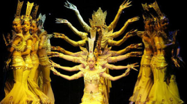 Фотоогляд: Китайські танцюристи виконую композицію Моя мрія (частина 1)