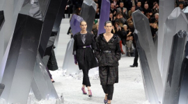 Пещерная красота от Chanel на Парижской неделе моды