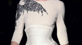 Тиждень високої моди у Парижі: Christophe Decarnin, Stella McCartney, Ivana Omazic (фотоогляд)