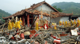 Храм обрушился, а статуи богинь остались стоять (фотообзор)