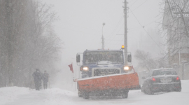 Сильный снегопад вызвал в Киеве многокилометровые пробки
