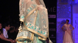 Традиционные наряды на Индийской неделе моды 
