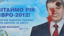 Ганна Герман розкритикувала білборди з привітаннями Президента