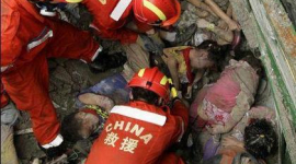 Число жертв землетрясения в Китае непрерывно растёт (фотообзор) 