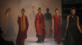 В Индии проходит неделя моды Lakm? Fashion Week