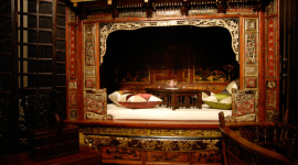 Фотообзор: В Киеве выставлена редкостная коллекция китайской мебели