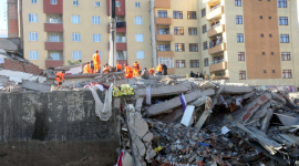 Жертвами турецького землетрусу стала тисяча людей
