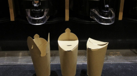 Создан необычный стакан для кофе с крышкой-оригами — Тriocup