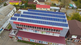 У Черкаській області на даху ТЦ з'явилася сонячна електростанція