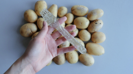 В Швеции создали биоразлагаемый пластик из картофельного крахмала и воды