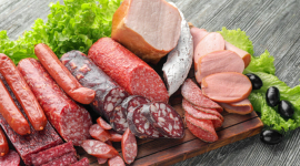 Обработанное мясо, такое как бекон, провоцирует рак: Международное агентство по изучению рака