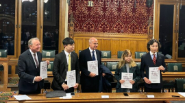 Великобритания призвала ввести санкции против официальных лиц Гонконга