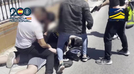 Испанская полиция арестовала банду, которая вербовала шведских и датских несовершеннолетних в качестве наемных убийц