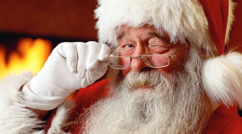 Философия чуда: чтобы праздник состоялся — Санта-Клаусы в Лондоне сели за парты (ВИДЕО)