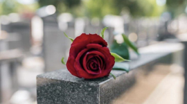 Гендерні аспекти прощання: особливості організації похорону для чоловіків і жінок