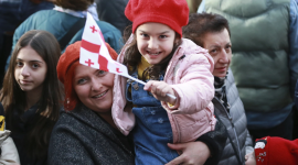 Решение саммита ЕС вызвало празднования на митингах в Молдове и Грузии