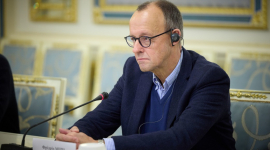 Мы перестанем заставлять Украину сражаться одной рукой, говорит Зеленскому лидер немецкой оппозиции