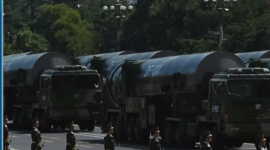 Китай розгорнув понад 100 ракет, здатних нести ядерні боєголовки: Пентагон (ВІДЕО)