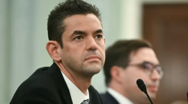 Необходимо срочно возвращаться на Луну: кандидат Трампа на должность главы NASA