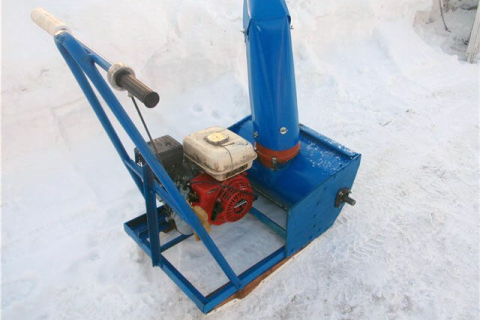Как самому сделать небольшую машину для уборки снега
