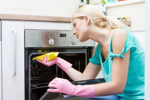 Как очистить духовку с помощью соды: 2 лучших способа