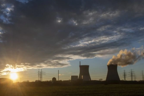 Германия намерена отключить три оставшиеся АЭС в конце года