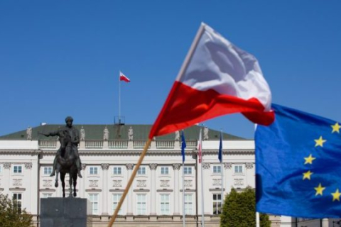 Польша повысила уровень кибербезопасности после кибератаки на Украину