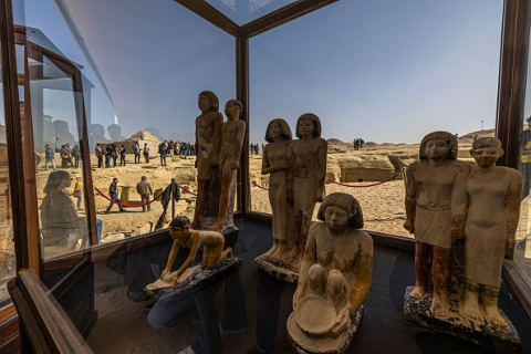 В Египте обнаружены четыре новые гробницы фараонов и мумия