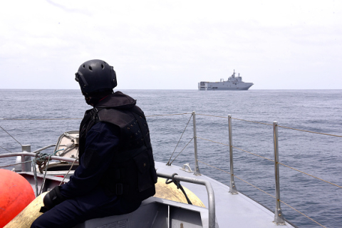 ВМС Сенегала изъяли более 800 кг кокаина с корабля у берегов Дакара