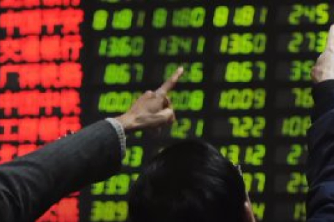 Іноземні фонди розпродують акції Китаю рекордними темпами (ВІДЕО)