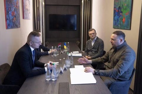 Україна і Угорщина домовилися створити комісію з питання прав угорської нацменшини