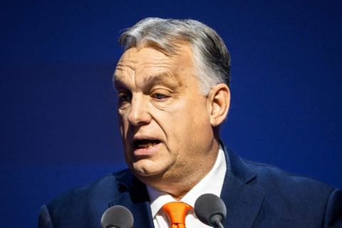 Угорщина планує відновити транзит газу через Україну на тлі скасування санкцій ЄС 