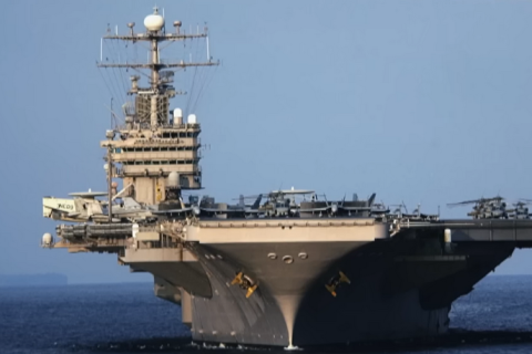 Американский авианосец патрулирует воды, на которые претендует Пекин