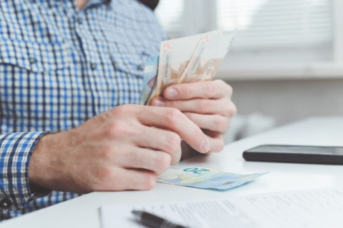 Тіньова зайнятість швидко зростає в Німеччині, повідомляє дослідження